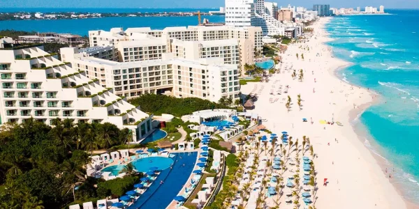 cancun.jpg_1093282975